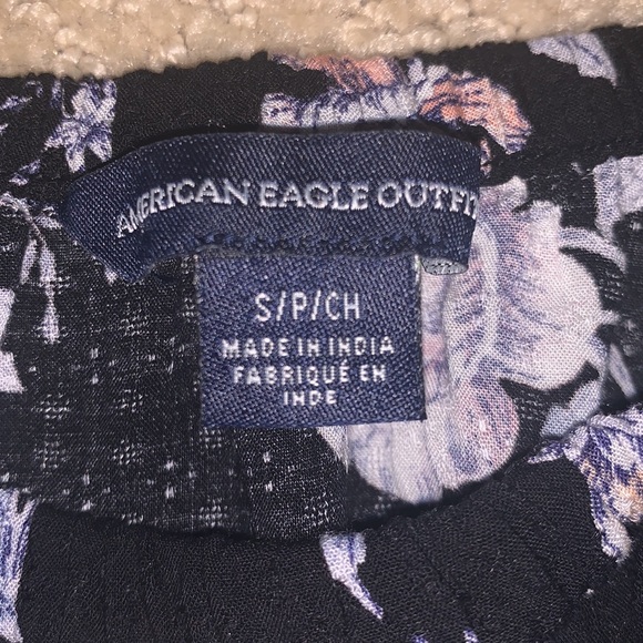 AE,off the shoulder, floral print, small, cropped - Picture 4 of 4